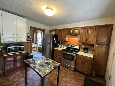 35 Carpenter, Orange, MA 01364 photo 5