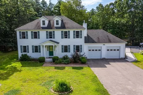 191 Arbor St, Lunenburg, MA 01462