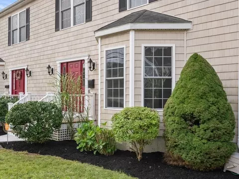 152 River St #152, Dedham, MA 02026 photo 3