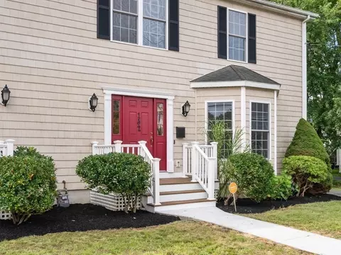 152 River St #152, Dedham, MA 02026 photo 2