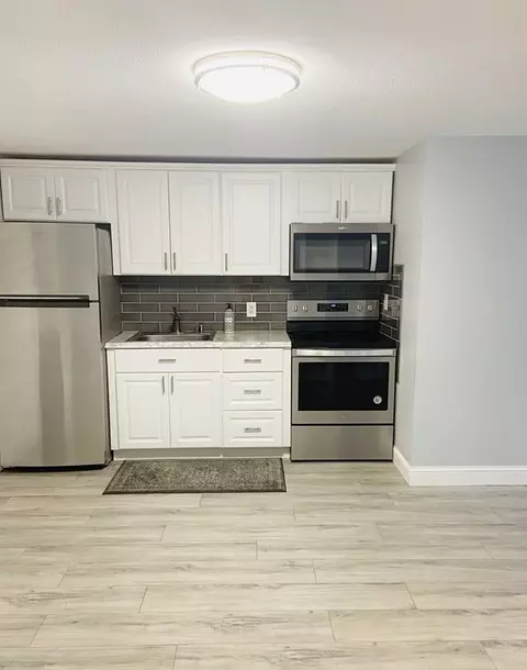 2 Mcdewell Ave #10, Danvers, MA 01923 photo 18