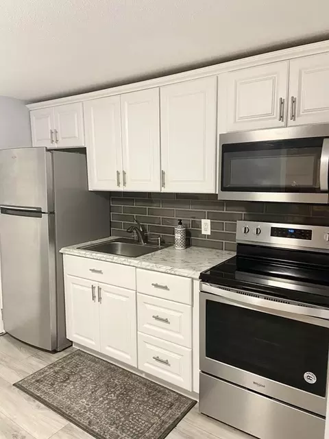 2 Mcdewell Ave #10, Danvers, MA 01923 photo 14