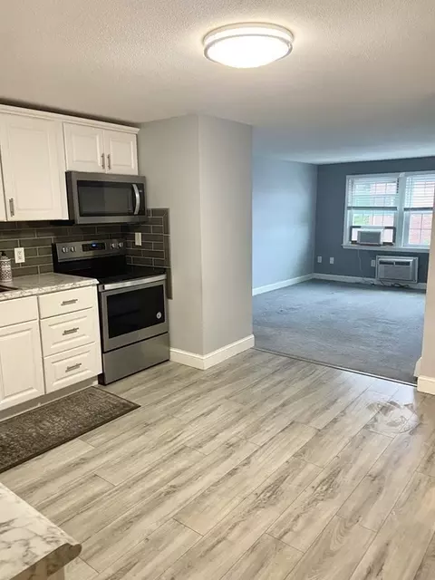 2 Mcdewell Ave #10, Danvers, MA 01923 photo 8