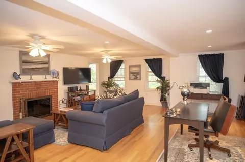46 Bournedale Rd, Bourne, MA 02532 photo 14