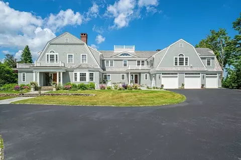 156 Marshall St, Duxbury, MA 02332