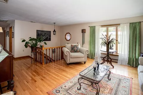7 Hyacinth St, Fall River, MA 02720 photo 8