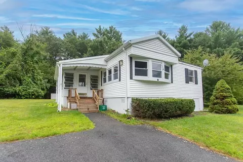 23 Natureway Cir, Halifax, MA 02338