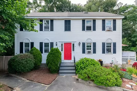 2 Greenhill Farm Rd #2, Haverhill, MA 01832