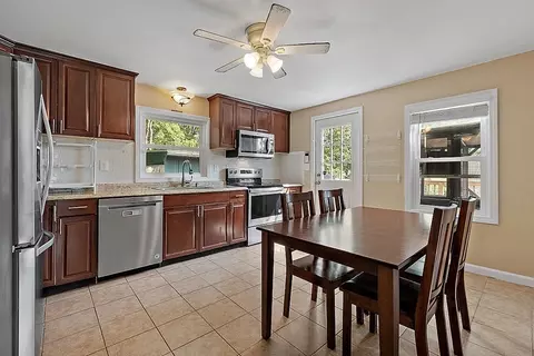 11 Pitman Rd, Athol, MA 01331 photo 2