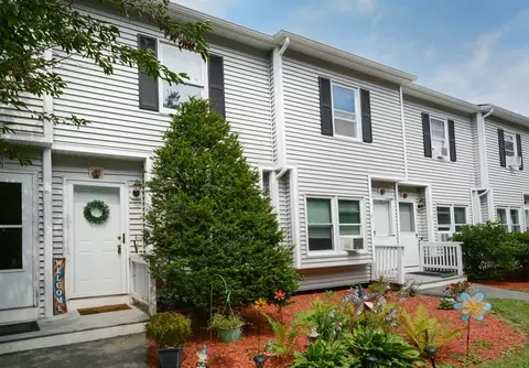 17 Bixby Rd #6, Spencer, MA 01562