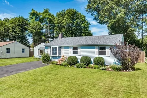 13 Holly Ln, Hampton, NH 03842 photo 34