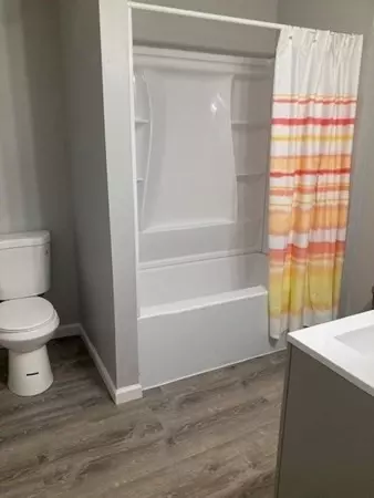 22 Massreco St, Springfield, MA 01109 photo 6