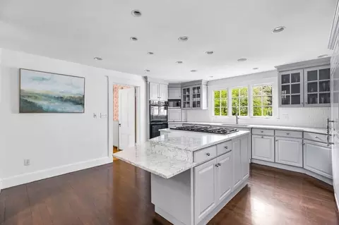 507 Main St, Hingham, MA 02043 photo 5