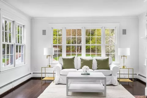 507 Main St, Hingham, MA 02043 photo 4