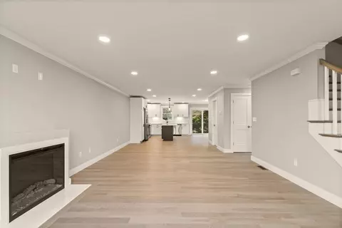 9 Blynman Ave #A, Gloucester, MA 01930 photo 9