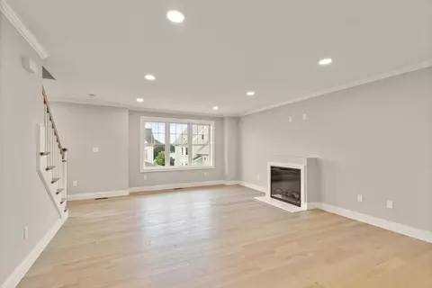 9 Blynman Ave #A, Gloucester, MA 01930 photo 6