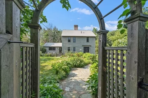1126 Concord Rd, Marlborough, MA 01752