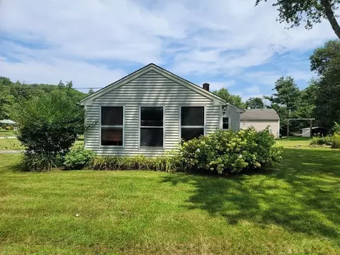 131 Greenwich Rd, Ware, MA 01082 photo 3