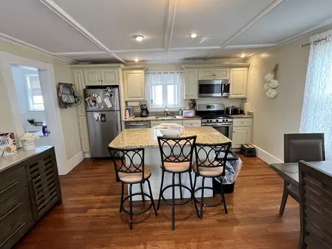 19 Sadler St, Gloucester, MA 01930 photo 6