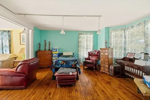 225 High St, Fall River, MA 02720 photo 5