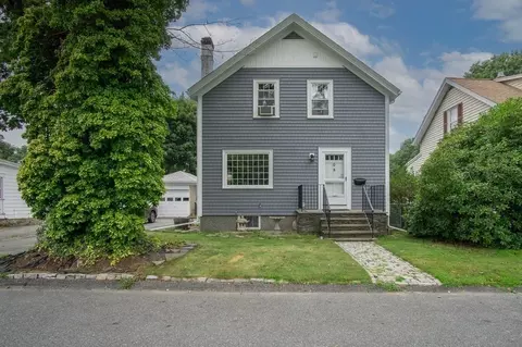 3 Johnson St, Dartmouth, MA 02747
