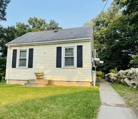 67 Willow St, Fall River, MA 02720 photo 3