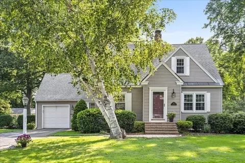 30 Colton Ln, Shrewsbury, MA 01545