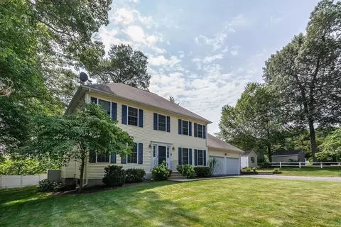 24 Emerald Ln, Attleboro, MA 02703