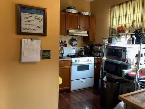 238 Appleton St, Lowell, MA 01852 photo 5