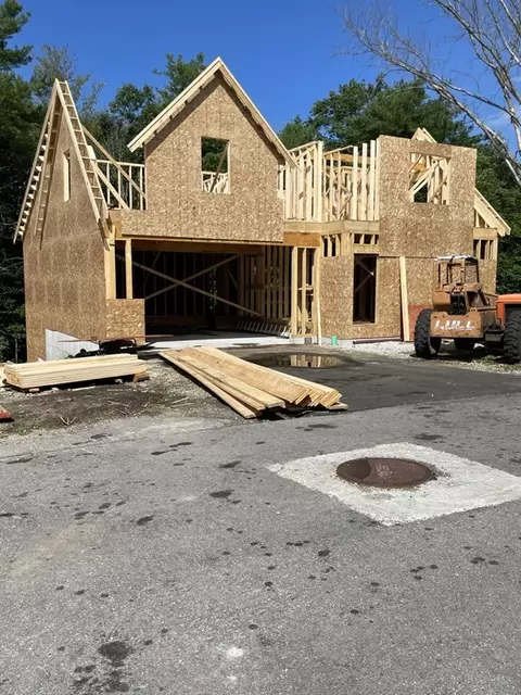 26 Waterside Run #26, Medway, MA 02053