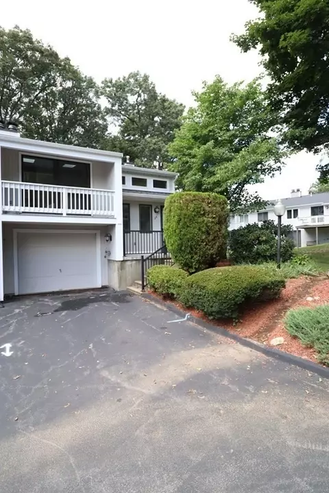 26 Gordon Cir #26, Grafton, MA 01519
