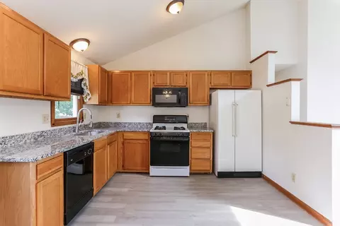 234 Arnold Ave, Springfield, MA 01119 photo 9