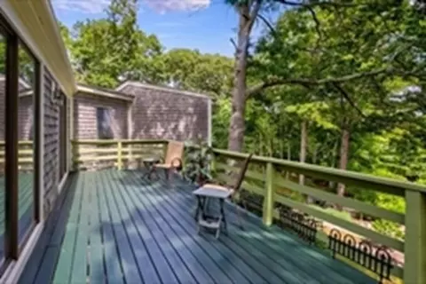 66 Sheep Meadow Rd, Barnstable, MA 02668 photo 4