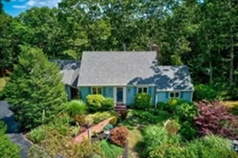 66 Sheep Meadow Rd, Barnstable, MA 02668