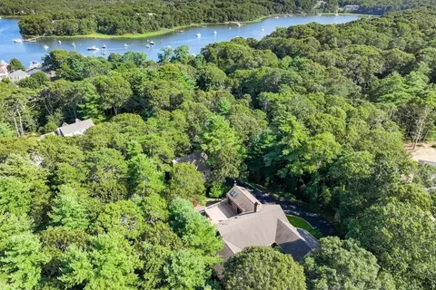 103 Dory Cir, Barnstable, MA 02648 photo 2