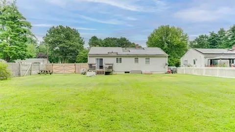 198 Senator St, Springfield, MA 01129 photo 27