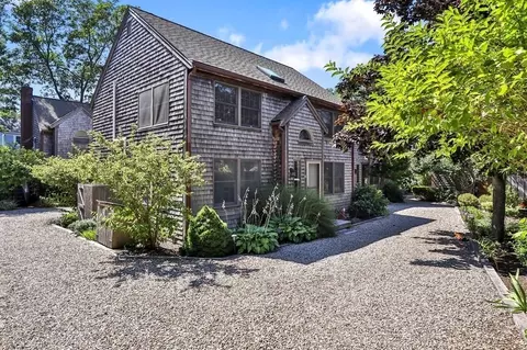 18 Miller Hill Rd #13, Provincetown, MA 02657