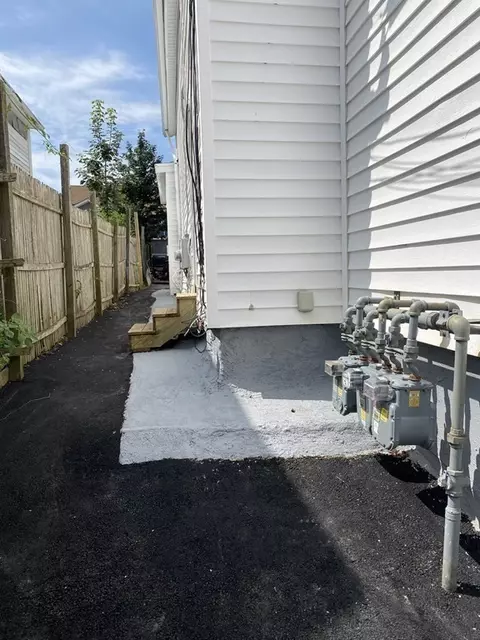 163 Brayton Ave, Fall River, MA 02721 photo 5