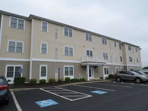 555 Page St #102, Stoughton, MA 02072