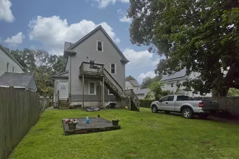 164 Hampden St, Springfield, MA 01151 photo 4