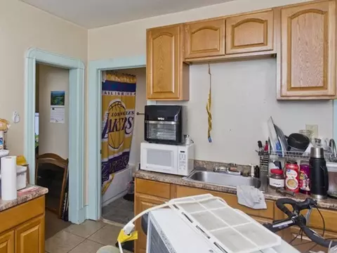 164 Hampden St, Springfield, MA 01151 photo 31