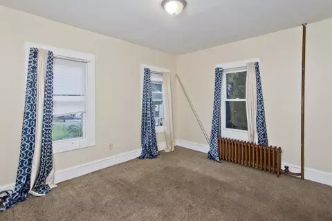 164 Hampden St, Springfield, MA 01151 photo 12