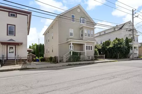 943 Locust St, Fall River, MA 02720 photo 3