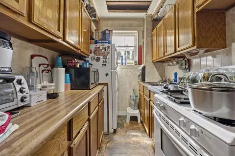 943 Locust St, Fall River, MA 02720 photo 21