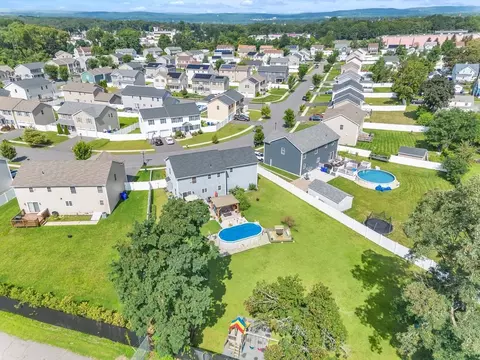 260 Naismith St, Springfield, MA 01104 photo 39