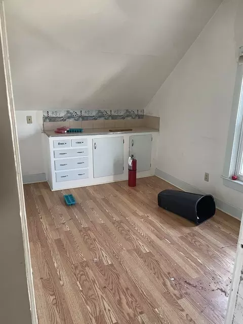 190 Brightman St, Fall River, MA 02720 photo 6