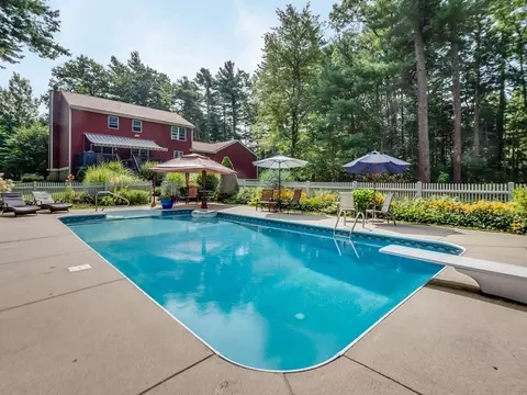 89 Keene Rd, Acushnet, MA 02743 photo 2
