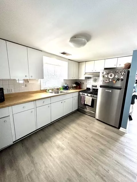 57 Almy St, Fall River, MA 02720 photo 16