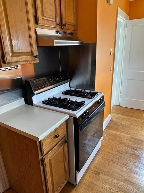 108 Grandview St, Springfield, MA 01108 photo 6