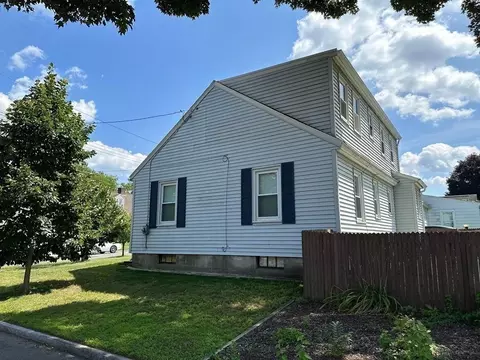 108 Grandview St, Springfield, MA 01108 photo 3